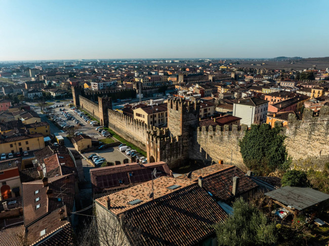 Casa Semindipendente in vendita a Soave