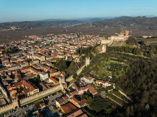 Casa Semindipendente in vendita a Soave