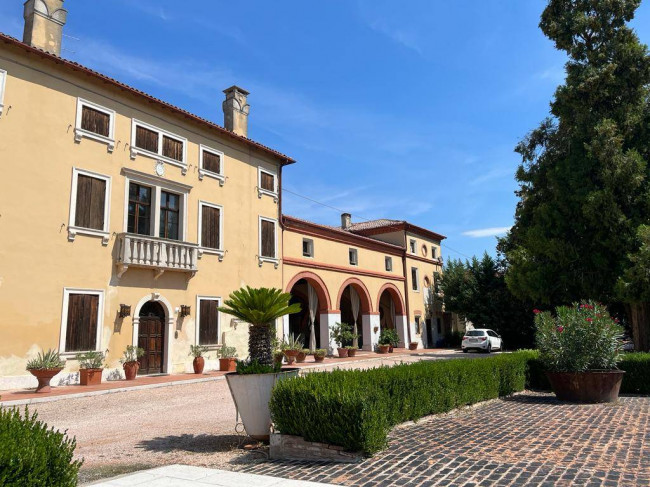 Villa in vendita a Sorgà
