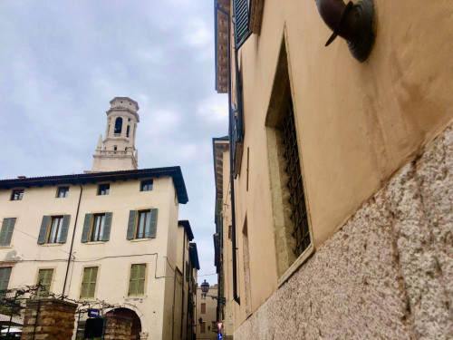 Appartamento in vendita a Verona