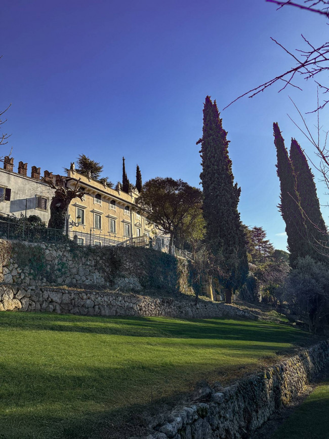 Villa in vendita a Verona