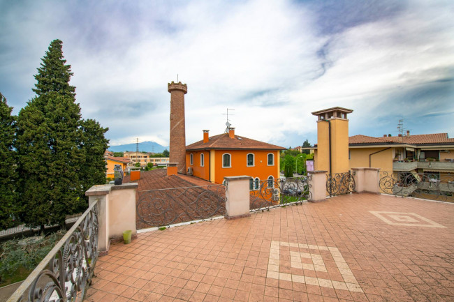 Villa for sale in Castelnuovo del Garda