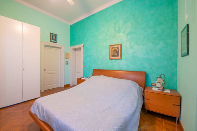 Villa for sale in Castelnuovo del Garda