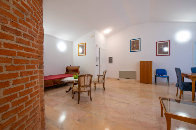Villa in vendita a Castelnuovo del Garda