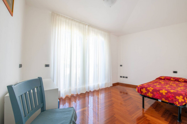 Villa in vendita a Castelnuovo del Garda