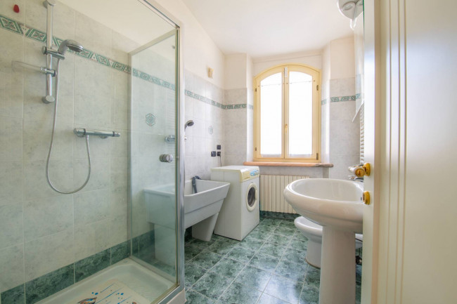 Villa in vendita a Castelnuovo del Garda