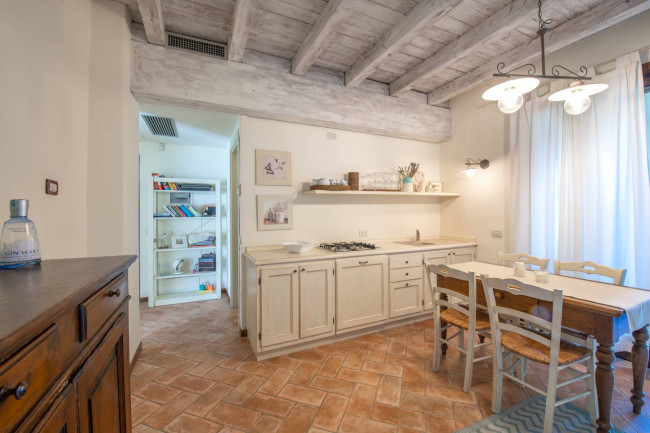 Appartamento in vendita a Peschiera del Garda