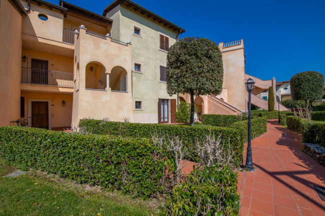 Appartamento in vendita a Peschiera del Garda