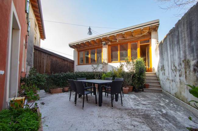 Single House for sale in Verona