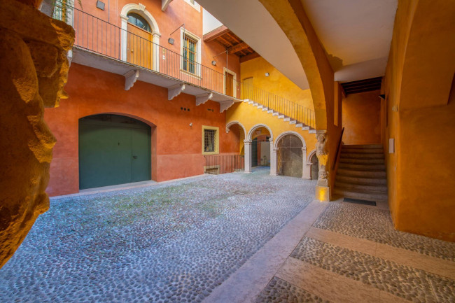 Appartamento in vendita a Verona