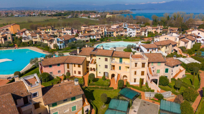 Appartamento in vendita a Peschiera del Garda