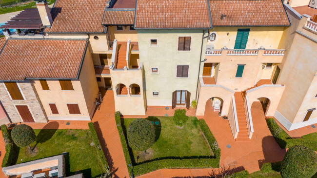 Appartamento in vendita a Peschiera del Garda