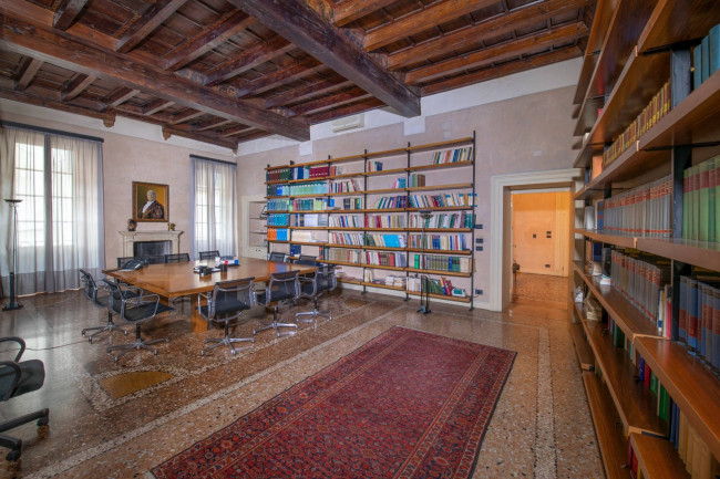 Appartamento in vendita a Verona