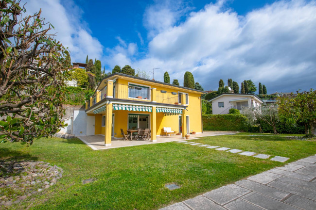 Villa in vendita a Costermano