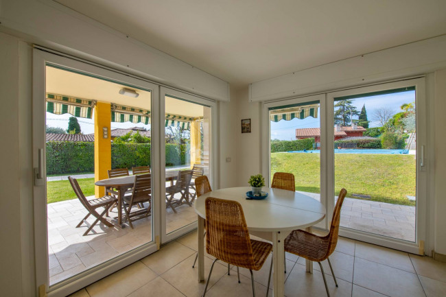Villa in vendita a Costermano