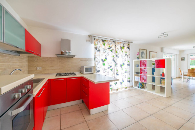 Villa in vendita a Costermano
