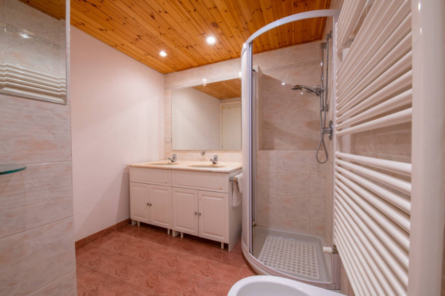 Villa in vendita a Costermano
