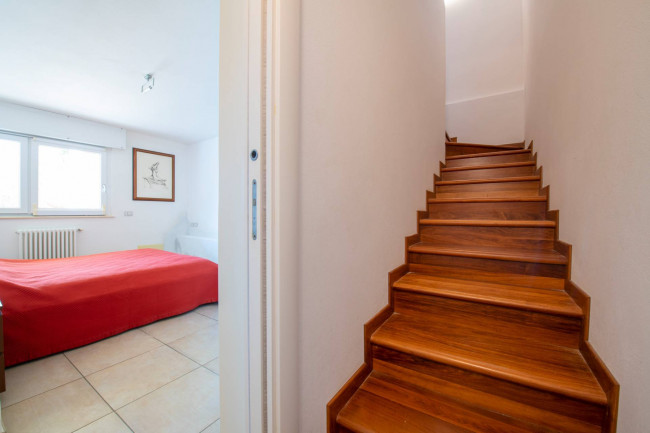Villa in vendita a Costermano