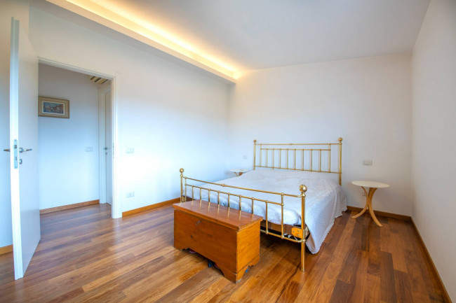 Villa in vendita a Costermano