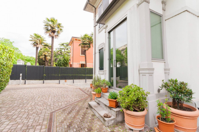 Casa singola in vendita a Verona