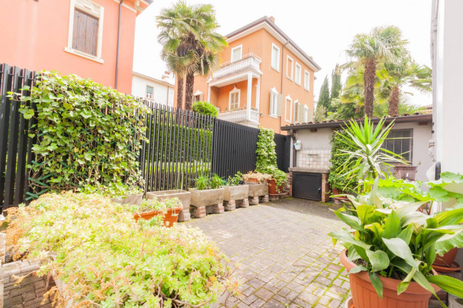 Casa singola in vendita a Verona