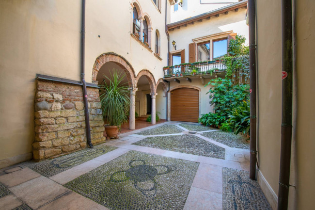 Appartamento in vendita a Verona