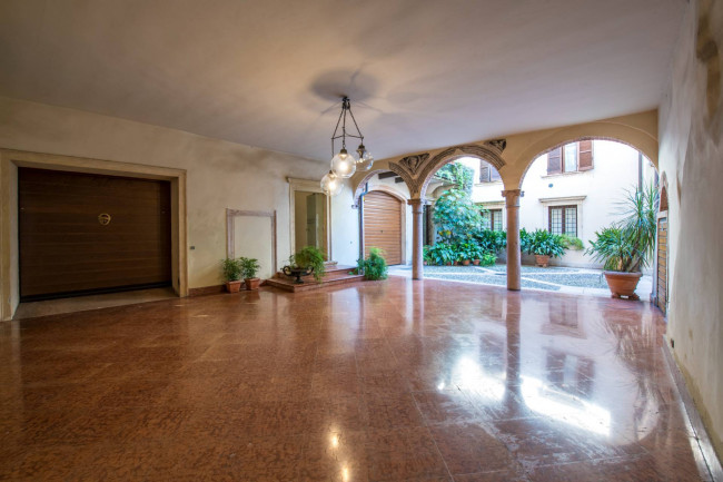 Appartamento in vendita a Verona