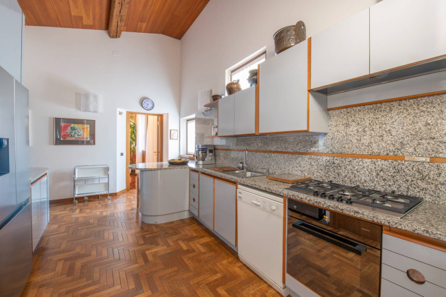 Appartamento in vendita a Verona