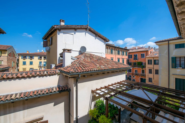 Appartamento in vendita a Verona