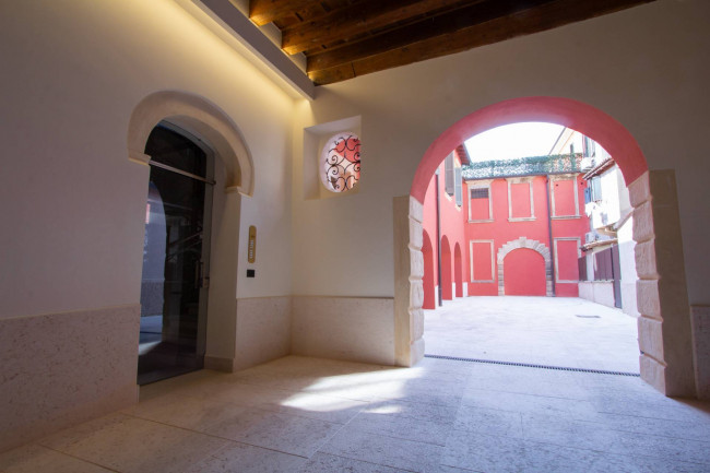 Appartamento in vendita a Verona