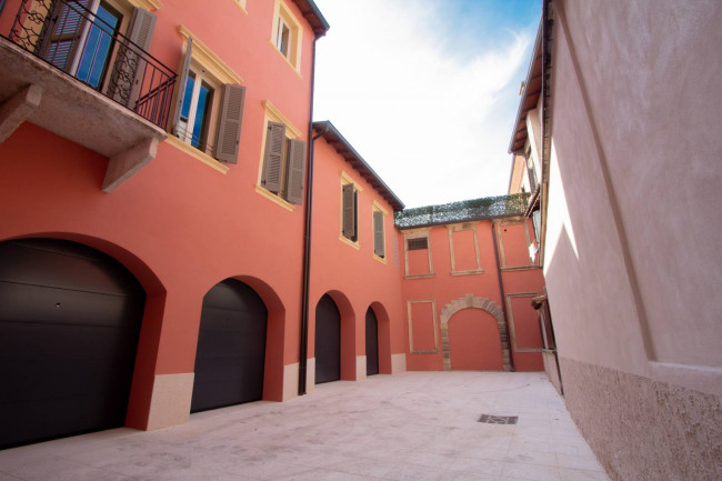 Appartamento in vendita a Verona