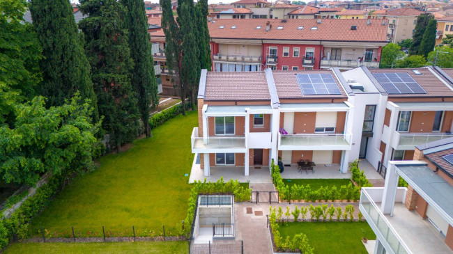 Villette a schiera in vendita a Verona