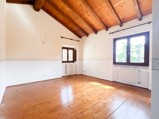 Casale in affitto a Lazise