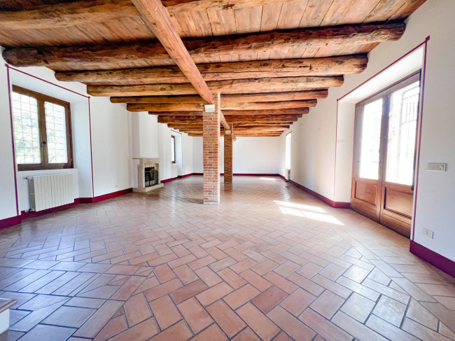 Casale in affitto a Lazise