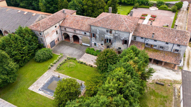 Villa for sale in Sorgà