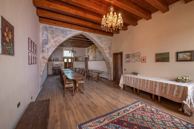 Villa for sale in Sorgà