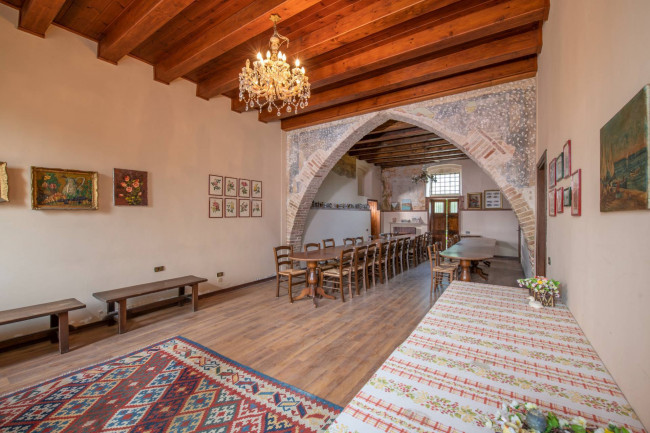 Villa for sale in Sorgà