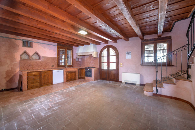 Villa for sale in Sorgà