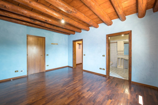 Villa for sale in Sorgà