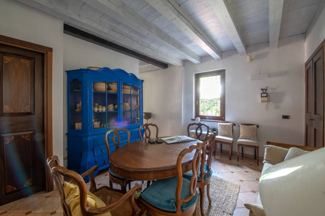 Casa Semindipendente in vendita a Verona