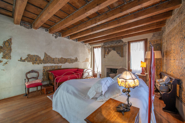 Casa Semindipendente in vendita a Verona