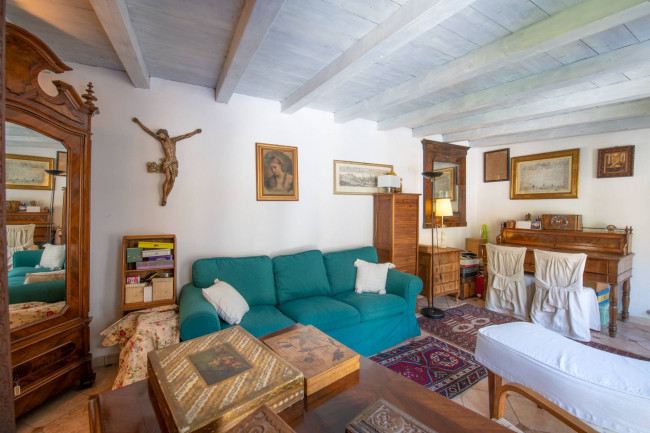 Casa Semindipendente in vendita a Verona