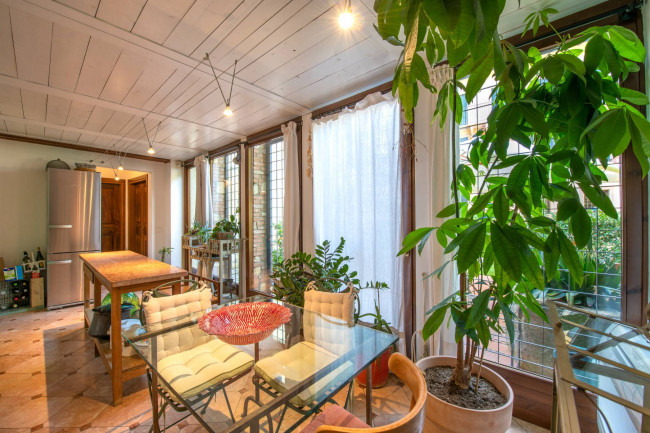 Casa Semindipendente in vendita a Verona