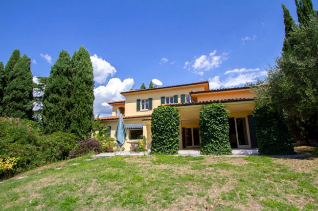 Villa in Vendita a Negrar