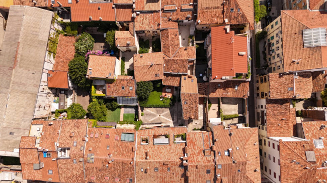 Casa Semindipendente in vendita a Verona