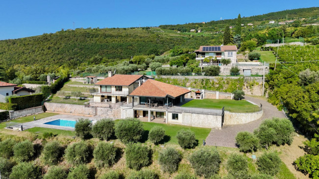 Villa for sale in Fumane