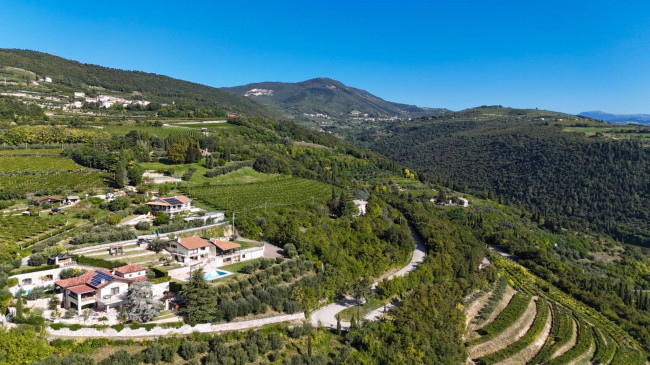 Villa for sale in Fumane