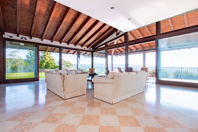 Villa for sale in Fumane