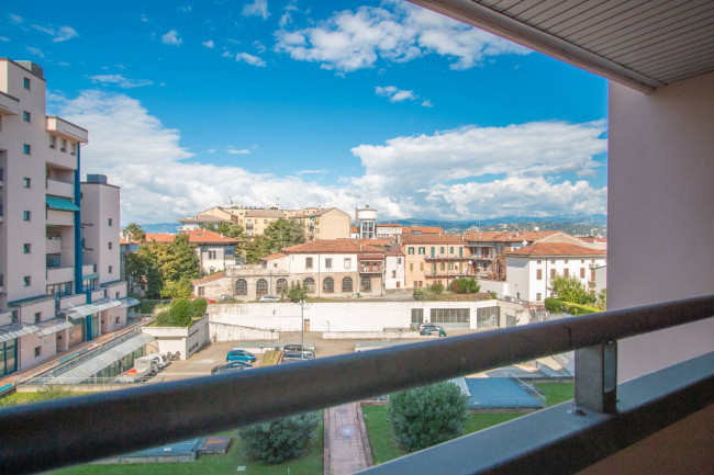 Appartamento in Affitto a Verona