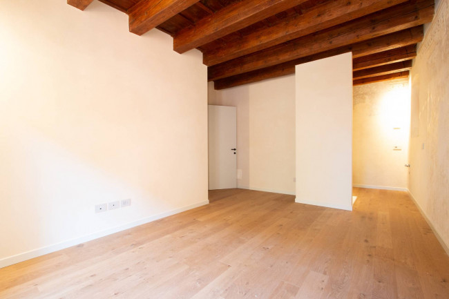 Appartamento in vendita a Verona